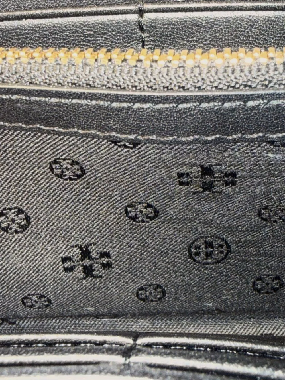 Tory Burch Robinson Tortoise-Shell Print Patent Leather Zip Around Wallet